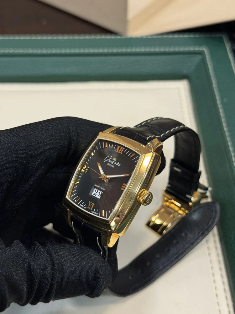 Glashütte Original Senator Karrée Panorama Date Manual Winding